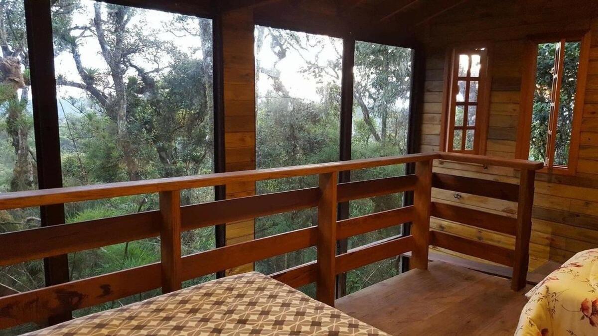 Chale Dos Tucanos- Parede De Vidro Com Linda Vista Campos do Jordao Ngoại thất bức ảnh