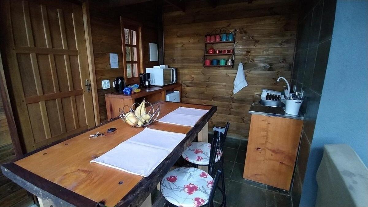 Chale Dos Tucanos- Parede De Vidro Com Linda Vista Campos do Jordao Ngoại thất bức ảnh